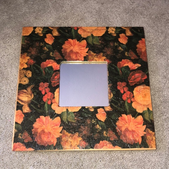 Malma IKEA handmade floral‎ Print Accent Mirror - Picture 1 of 15